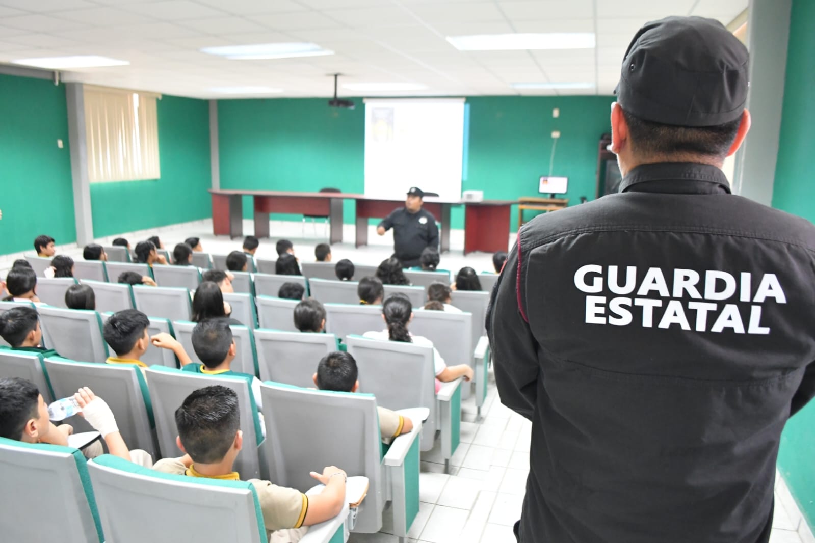*Aumenta confianza de estudiantes para denunciar ciberacoso