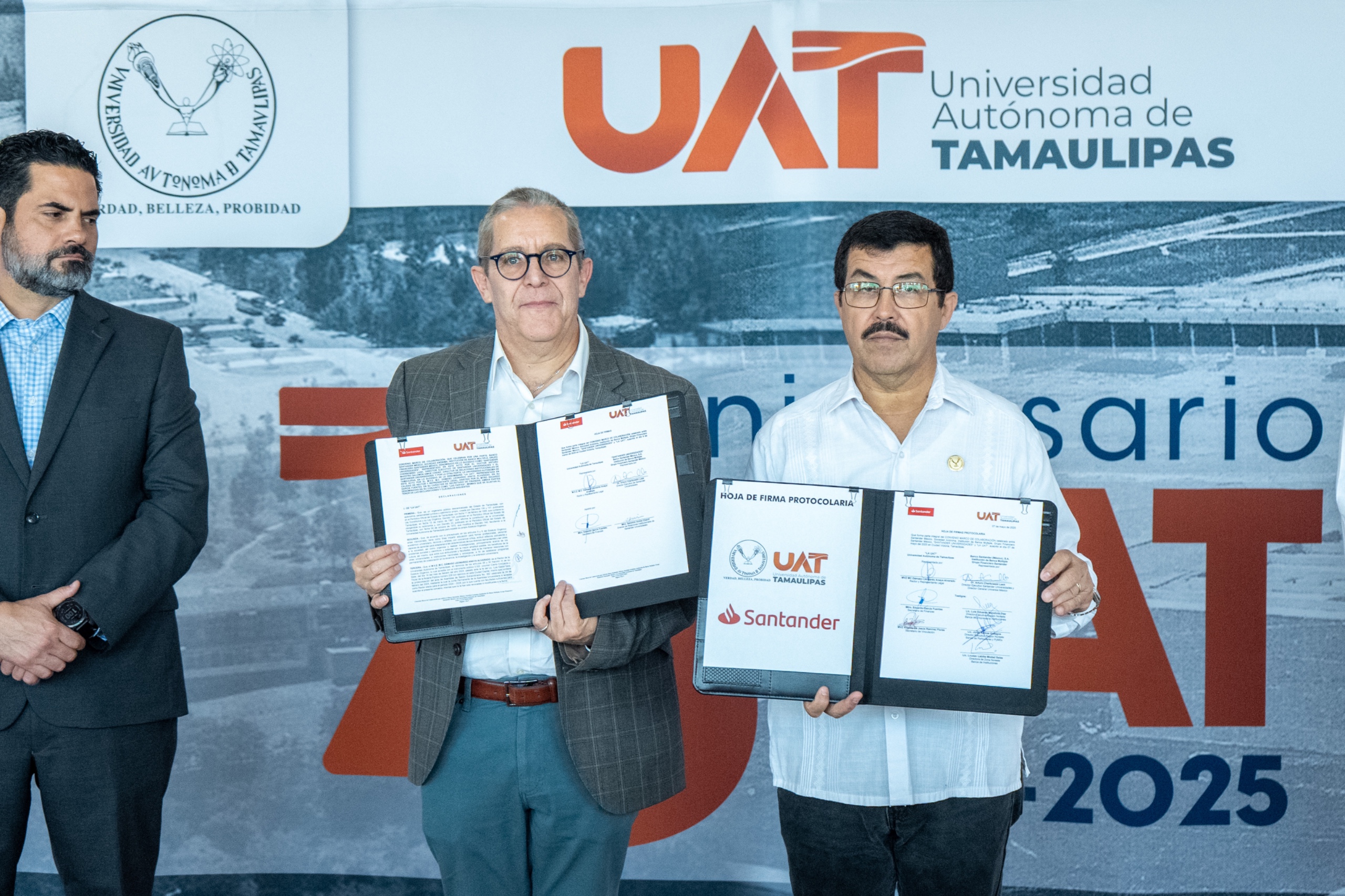 Celebran convenio UAT y Banco Santander en apoyo a la educación superior