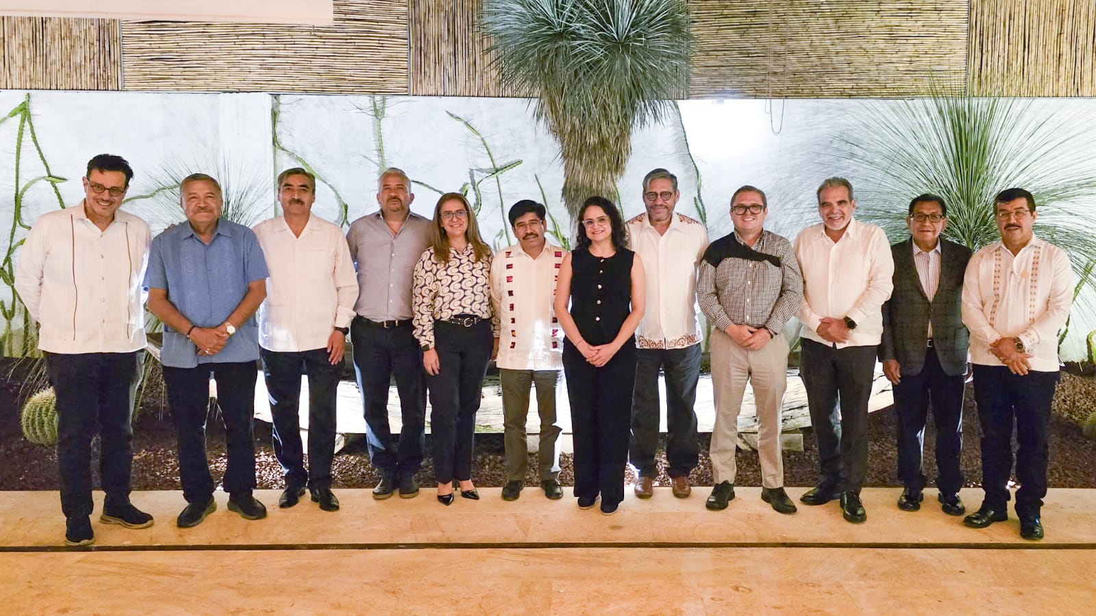 *Participa rector de la UAT en reunión nacional con el jurista Hugo Aguilar*