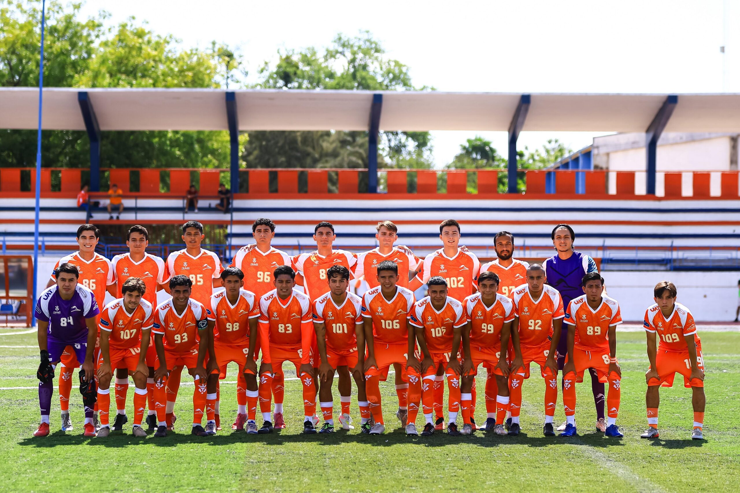Inicia el campeón con triunfo Correcaminos de la Universidad Autónoma de Tamaulipas