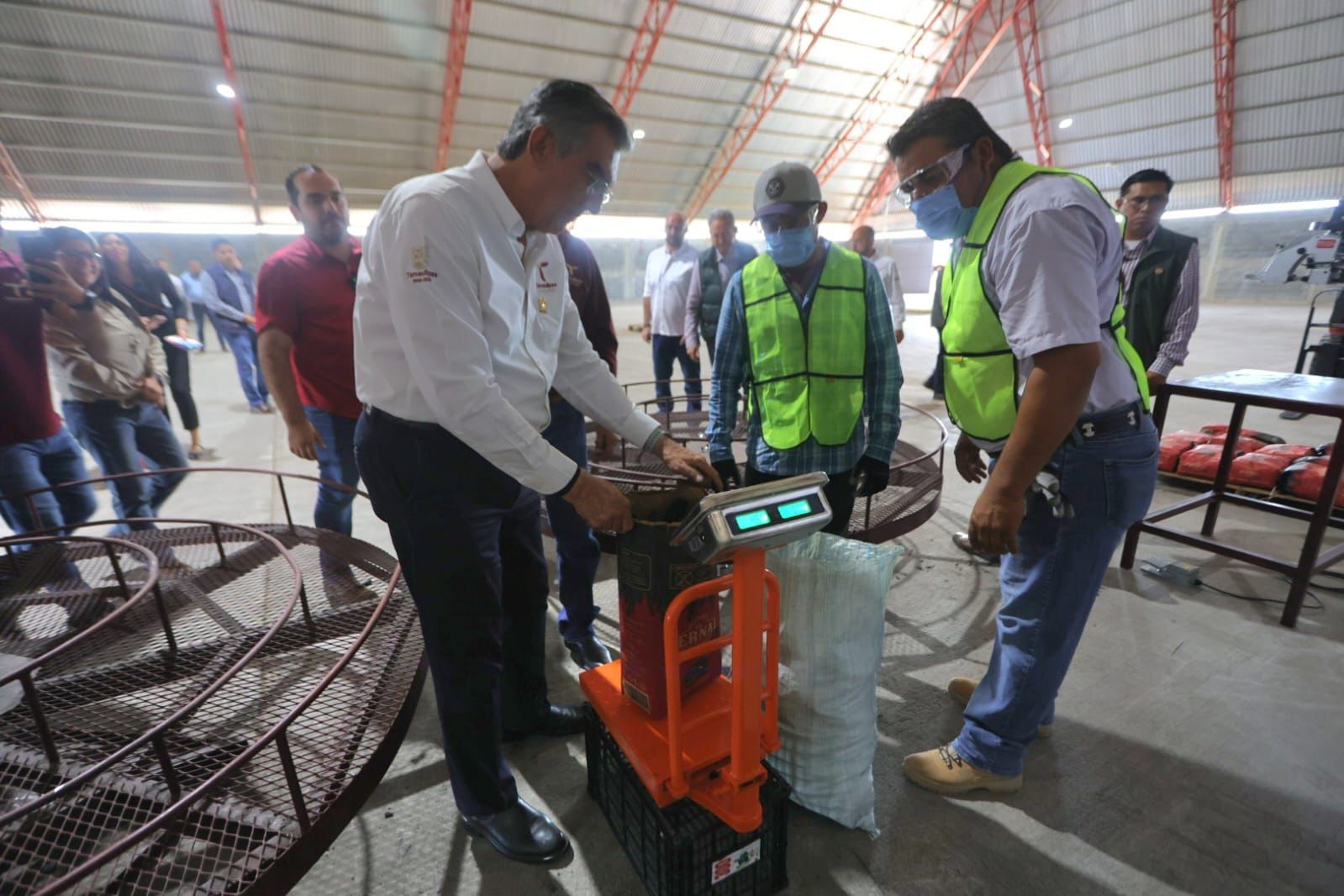 *Iniciará operaciones empacadora de carbón vegetal “El Bernal”*