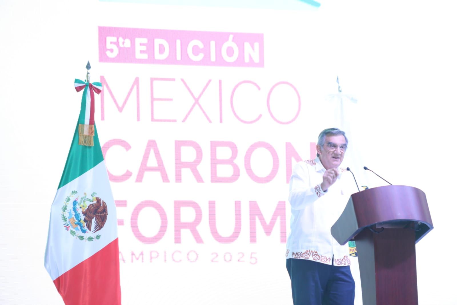 Inaugura Américo la 5ª edición del México Carbon Forum en Tampico