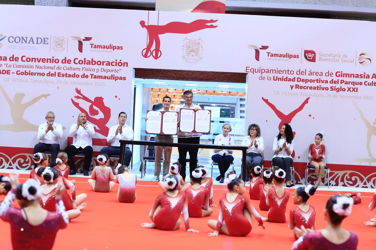 *Aplaude Rommel Pacheco el apoyo de Américo al deporte*