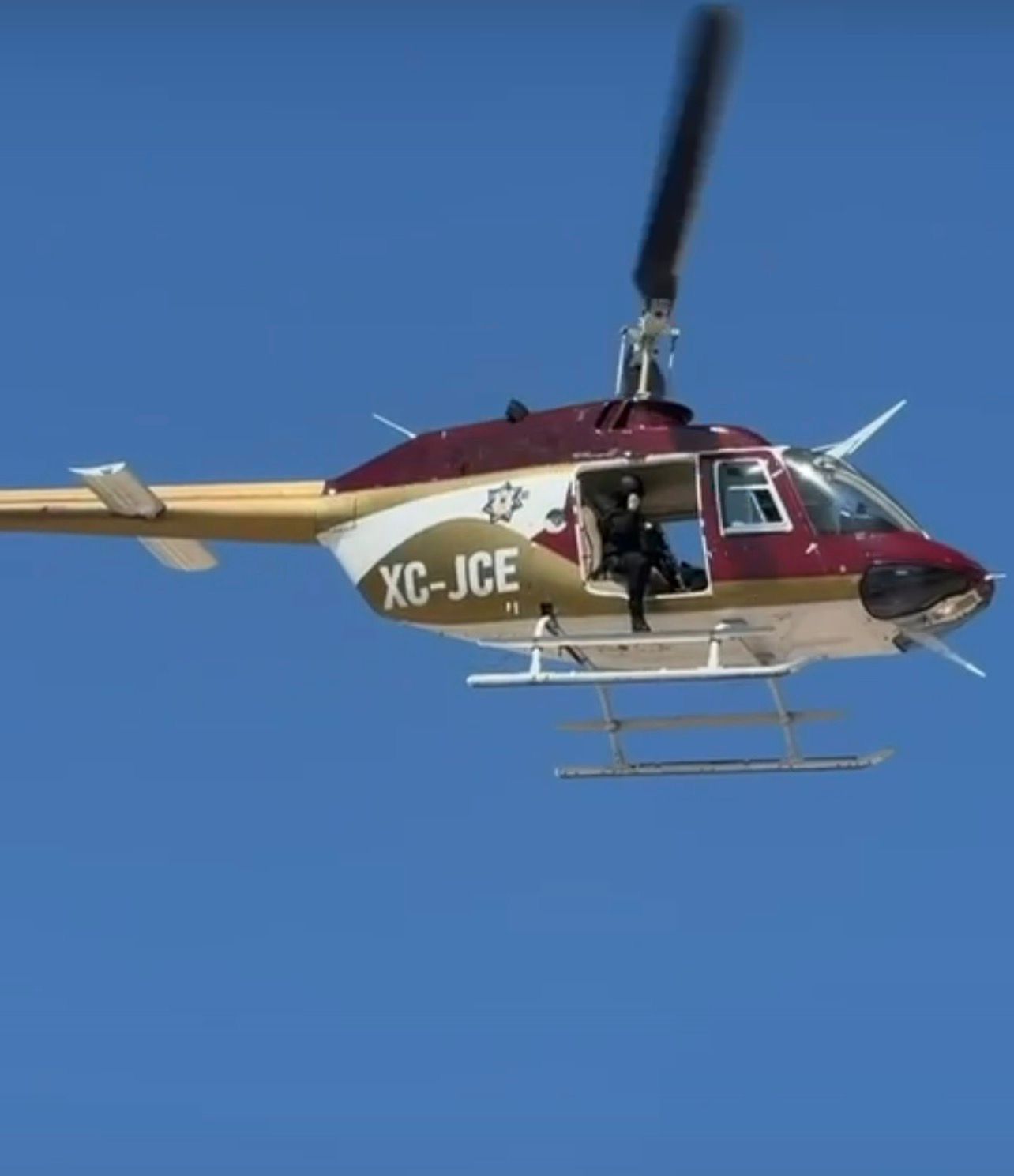 Vigila Agrupamiento Aéreo de la Guardia Estatal Playa Miramar Vigila Agrupamiento Aéreo de la Guardia Estatal Playa Miramar