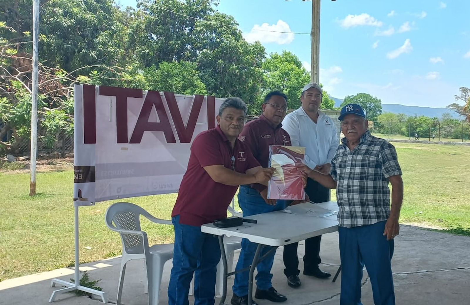 *Consolida ITAVU el patrimonio de familias con escrituras y terrenos* *Consolida ITAVU el patrimonio de familias con escrituras y terrenos*