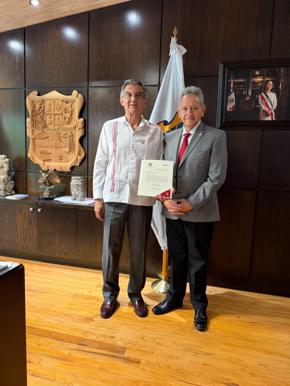 Designa gobernador Américo Villarreal a Ricardo Guerrero como nuevo secretario de Salud* Designa gobernador Américo Villarreal a Ricardo Guerrero como nuevo secretario de Salud*