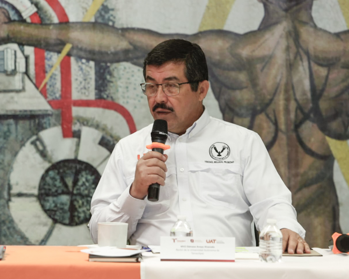 Integra UAT a la academia con el sector productivo para fortalecer clústeres regionales Integra UAT a la academia con el sector productivo para fortalecer clústeres regionales