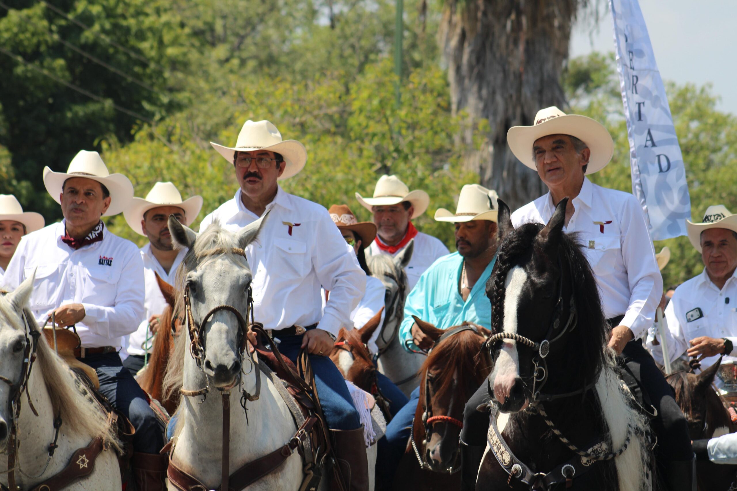 INICIÓ este sábado la *Cabalgata por la Unidad* en Ciudad Victoria, Tamaulipas, INICIÓ este sábado la *Cabalgata por la Unidad* en Ciudad Victoria, Tamaulipas,