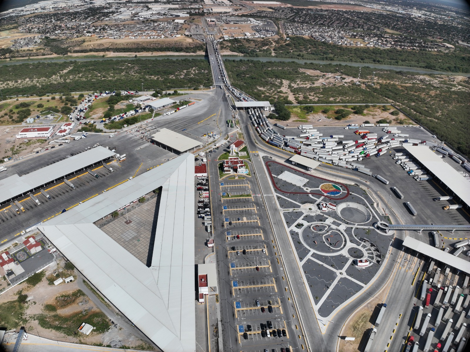 *Puente Nuevo Laredo, sinónimo de progreso para Tamaulipas* *Puente Nuevo Laredo, sinónimo de progreso para Tamaulipas*