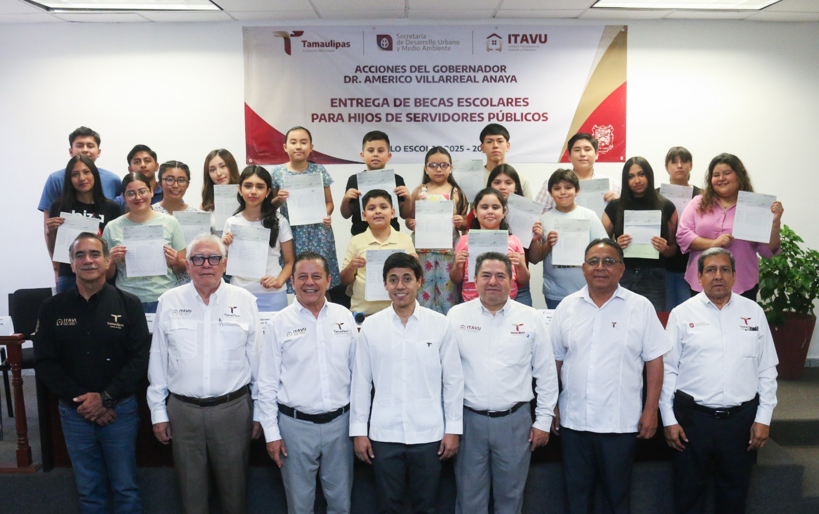 *Respalda ITAVU esfuerzo académico de hijas e hijos de sus trabajadores* *Respalda ITAVU esfuerzo académico de hijas e hijos de sus trabajadores*