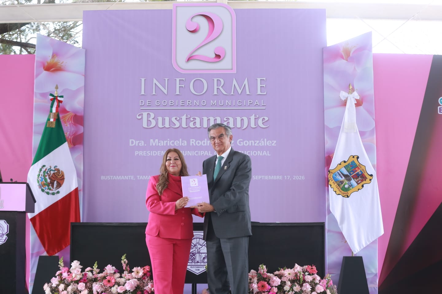 *En Bustamante, Américo refrenda el respaldo de su gobierno; se prioriza agua, electrificación y vivienda* *En Bustamante, Américo refrenda el respaldo de su gobierno; se prioriza agua, electrificación y vivienda*